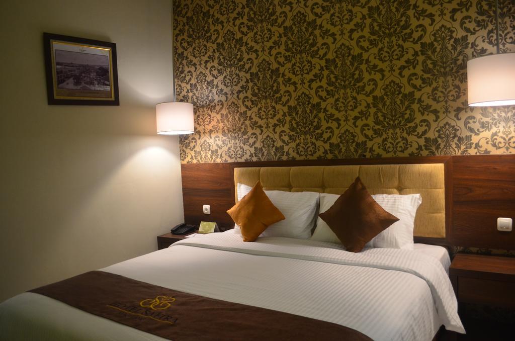 Hotel Safira Magelang Værelse billede