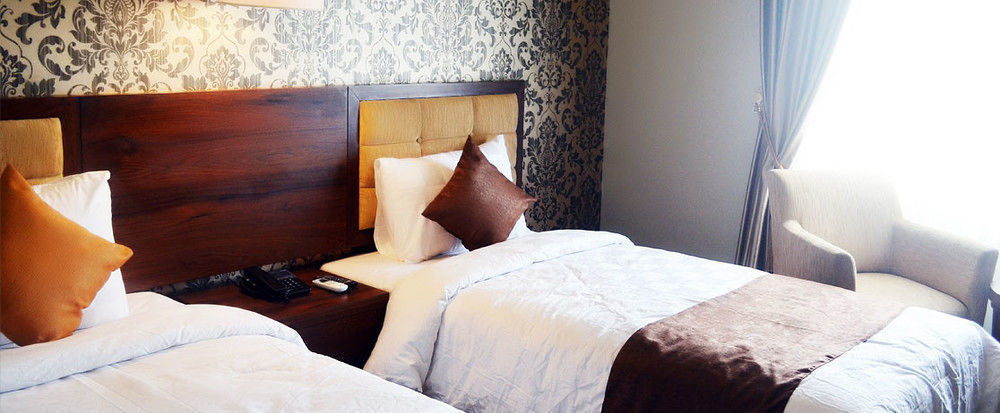 Hotel Safira Magelang Eksteriør billede